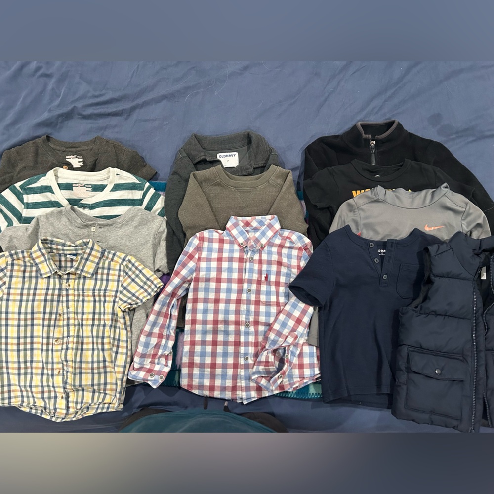 Boys 4T premium clothing bundle